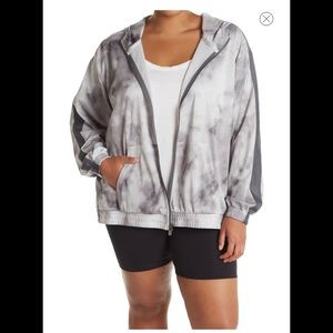 BNWT Nike Icon Clash mesh jacket for woman